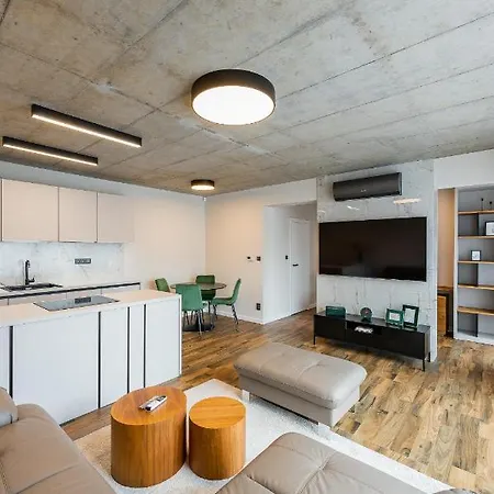 H75 Centre Kosice