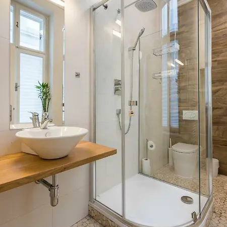 H75 Centre Kosice